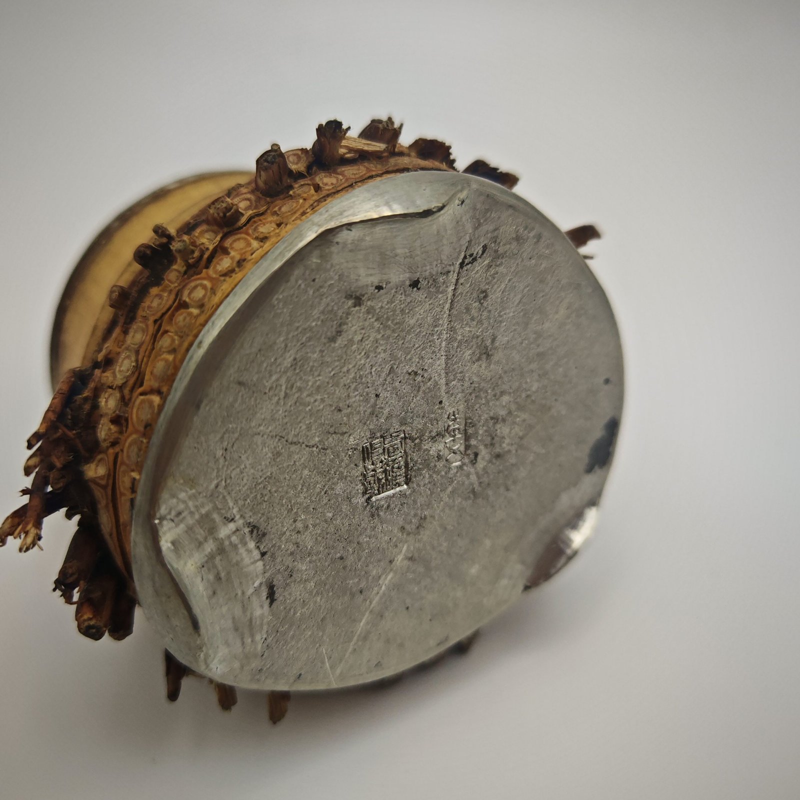 Bamboo Root-Clad Pewter Caddy - Image 4