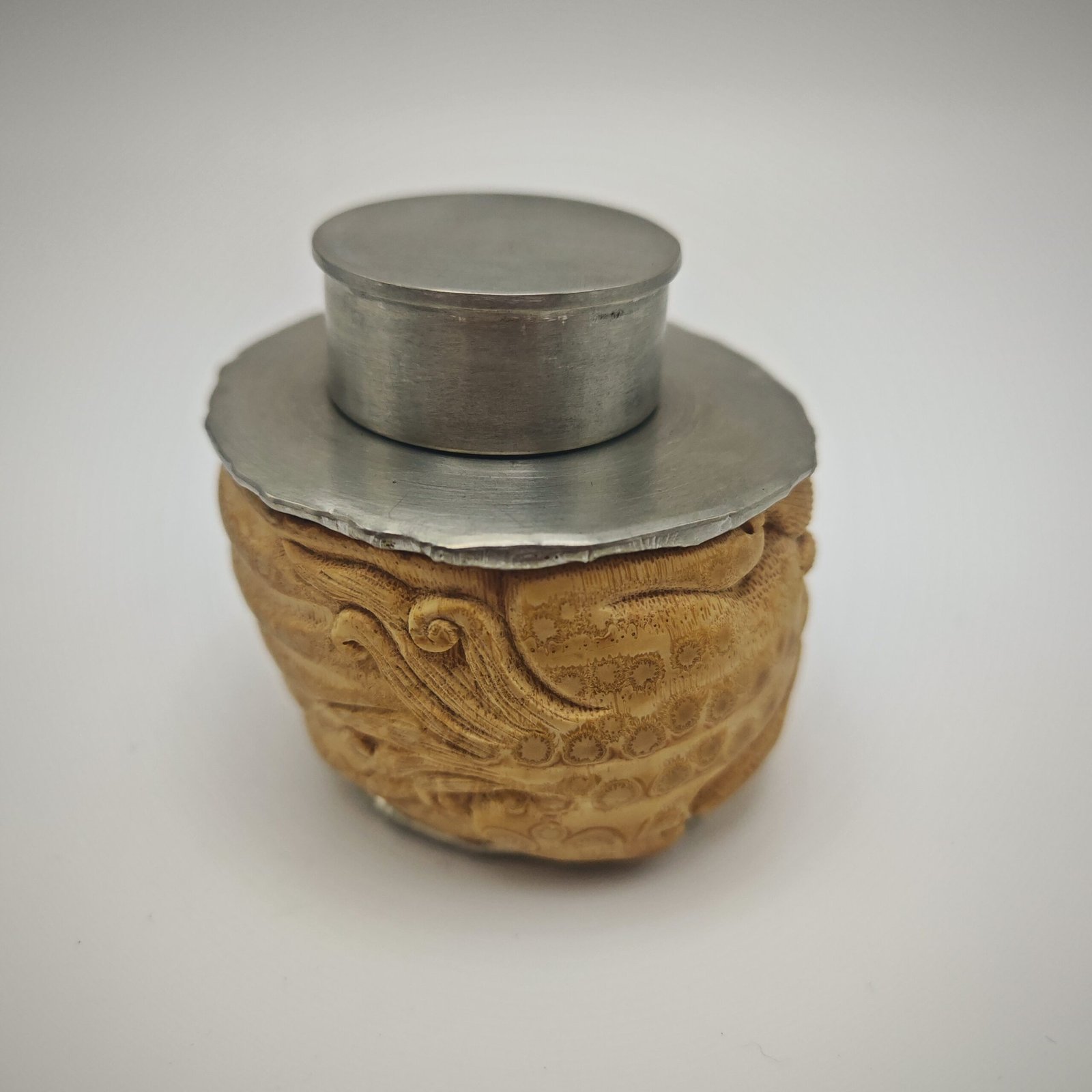 Carved Bamboo Root-Clad Pewter Caddy - Image 2