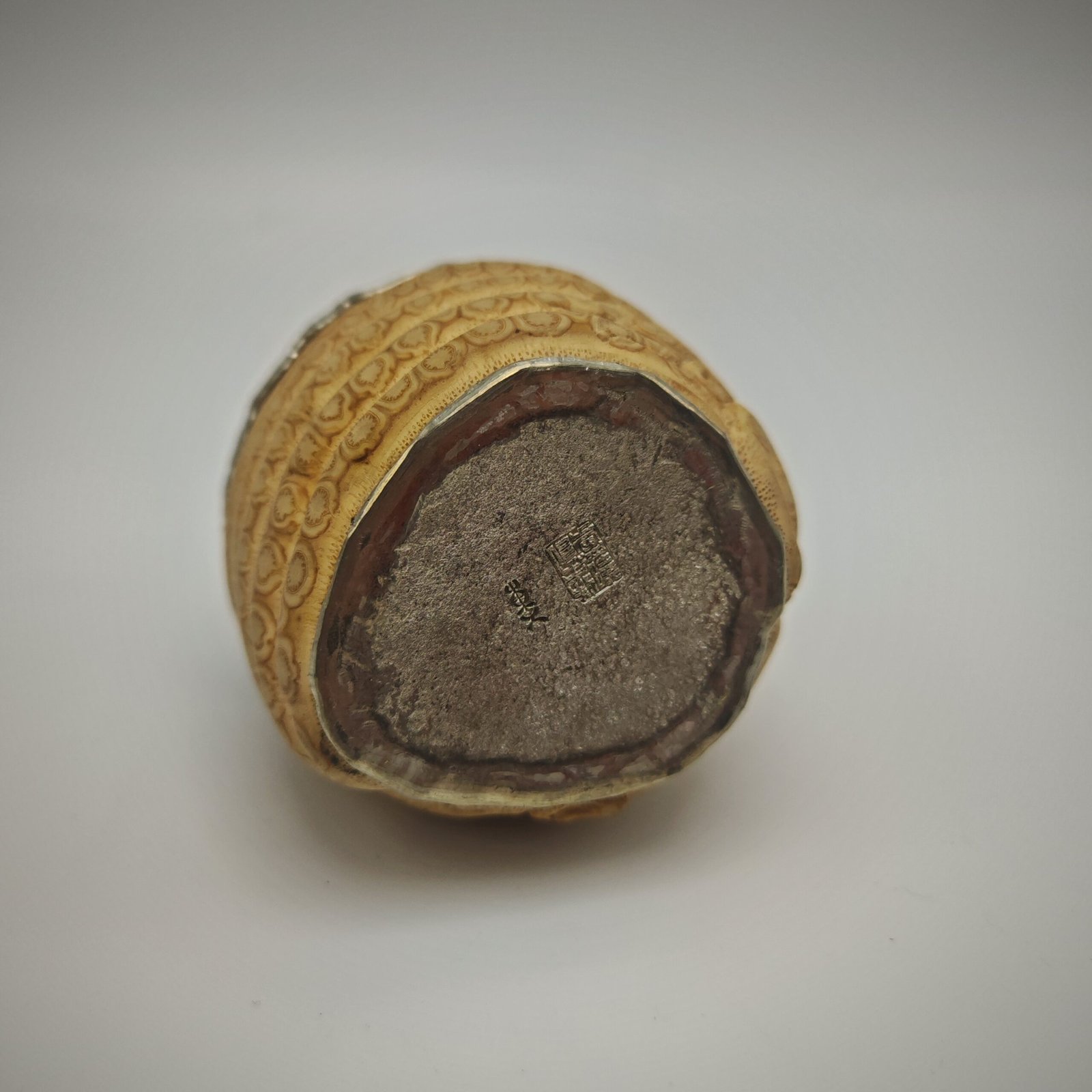 Carved Bamboo Root-Clad Pewter Caddy - Image 5